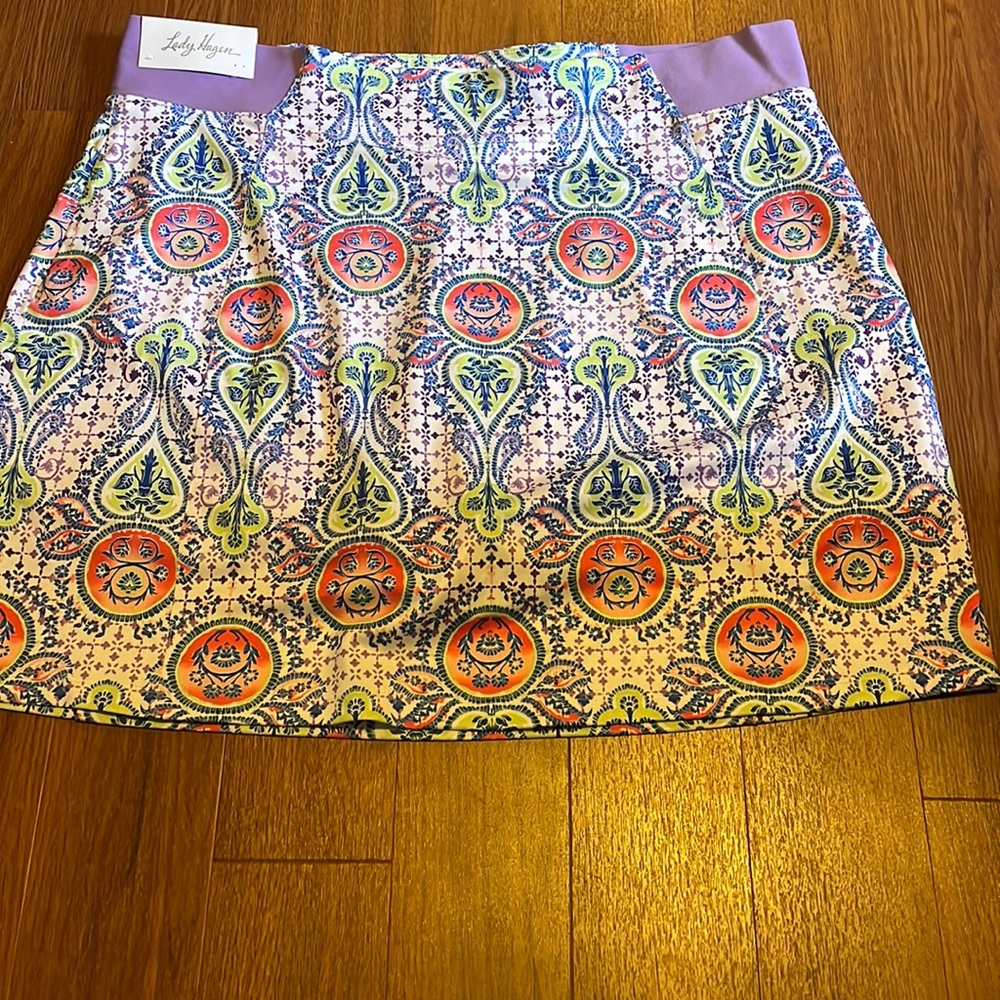 NWT golf skort